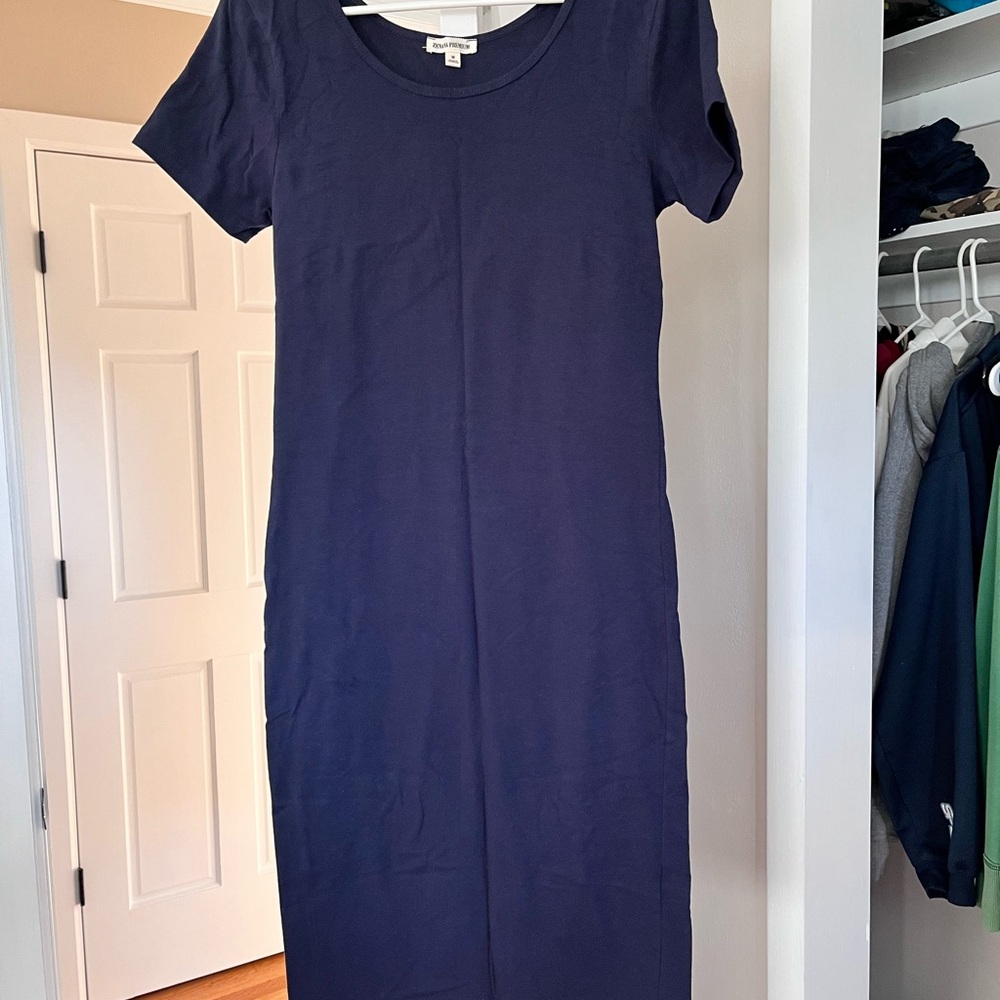 Zenana Outfitters Classic Navy Midi Dress